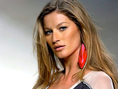 GİSELE BÜNDCHEN - Gisele Bündchen'ın güzel bacaklarının sırrı ne?