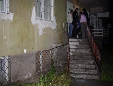 İnşaat İşçisi Evinde Ölü Bulundu