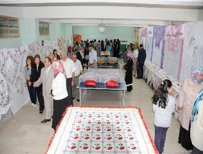 Karaman‘da El İşi Sergisi