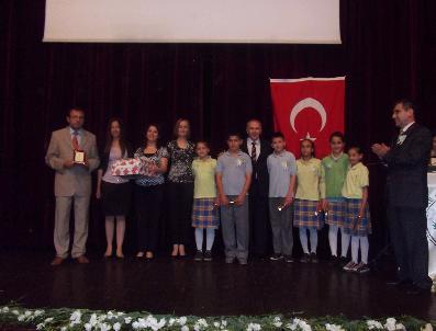 CEMALETTIN ÖZDEMIR - Kasımlı İlköğretim Çevre Konulu Proje Yarışmasında İl Birincisi Oldu