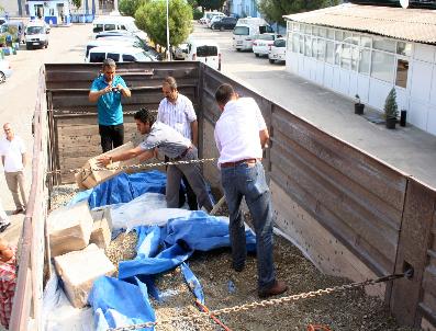 Kum Kamyonundan 100 Bin Liralık Kaçak Sigara Çıktı