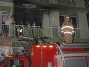 Manavgat'da yangın tüpü patladı:2 yaralı