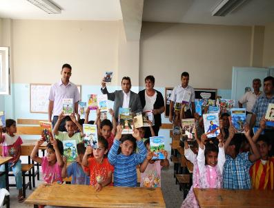 Merter‘den Şanlıurfalı 3 Bin 400 Öğrenciye Kırtasiye Yardımı