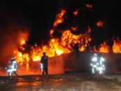 Kırıkkale'deki mobilya fabrikasında yangın çıktı