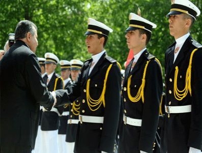 OSMAN GÜNEŞ - Polis Koleji 61. dönem mezunlarını verdi