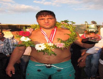 CAFER ÖZDEMIR - Amasya Güreşlerinde Başpehlivan Recep Kara