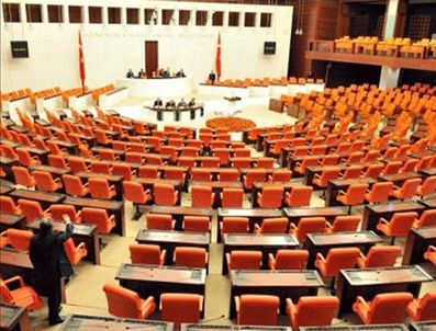 RUHİ AÇIKGÖZ - Aralarında Mehmet Ali Şahin'de da bulunduğu 21 milletvekili kayıt yaptırdı