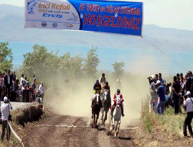 RAMAZAN FANI - Erciş‘te ‘2. İnci Kefali Göçü Kültür-Sanat Festivali‘ Devam Ediyor