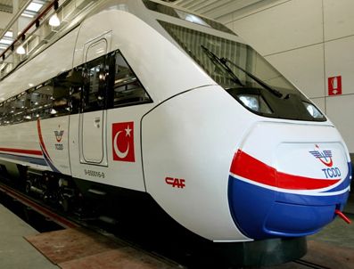 Hızlı trenin ilk deneme seferi 1.5 saat sürdü