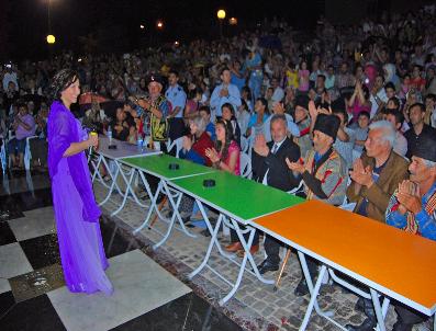 İZZETTIN SEVGILI - Kozan‘da Kurtuluş Konseri