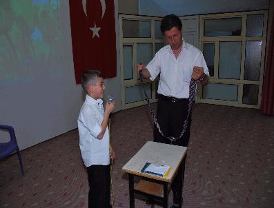 Öğrencilerin İlk Kademe Okulu Tamamlama Mezuniyet Töreni