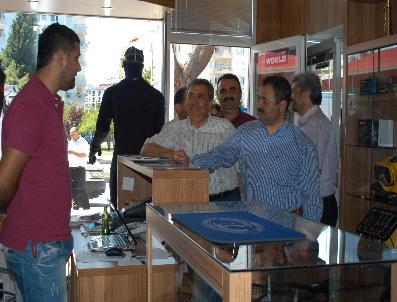 NURETTIN TURSUN - Samani Aynı Gün İçerisinde Üç İlçeyi Ziyaret Etti