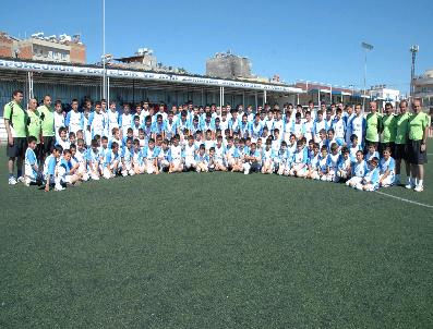 Büyükşehir Belediyespor Yaz Futbol Okulu Açıldı