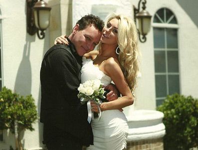 DHARMA - 51'lik aktöre 16'lık gelin