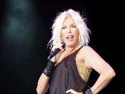 Ajda Pekkan Konserinde Koruma Rezaleti