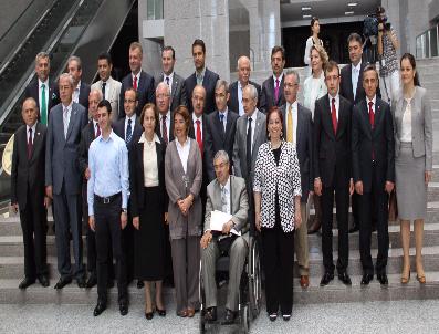 ŞİRİN ÜNAL - Ak Partili Vekiller Mazbatalarını Aldı