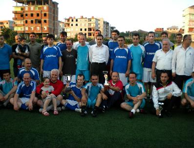 İLYAS MEMIŞ - Ardeşen Kaymakamlık Kupası‘nı Pazar Adliyespor Kazandı