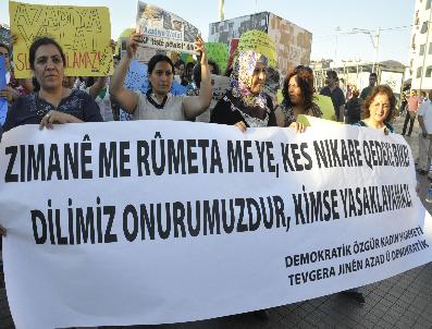 Türkiye’Nin İlk Kürtçe Gazetesinin Kapatılmasını Protesto Ettiler