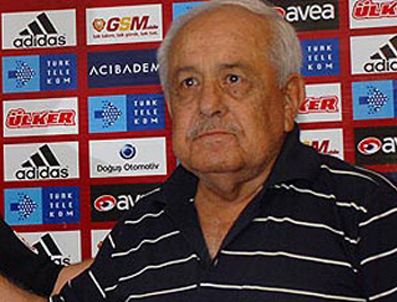 COŞKUN ÖZARı - Coşkun Özarı hayatını kaybetti