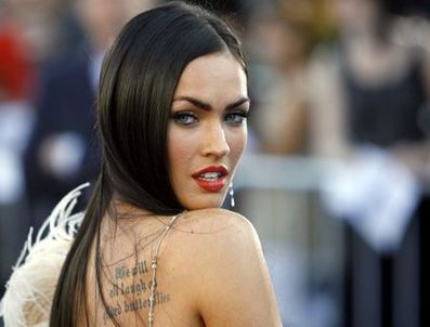 STEVEN SPİELBERG - Steven Spielberg: 'Bu kızı kovun'