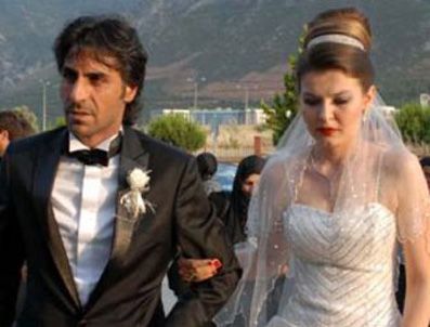 ERHAN UFAK - Kenan Çoban, nişanlısı Dilek Özkan ile Denizli'de evlendi