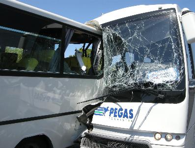 Alanya'da kaza 23'ü turist 24 kişi yaralandı