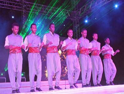 Türkçe’Nin Çocuklarına Olan Sevgi Stada Sığmadı