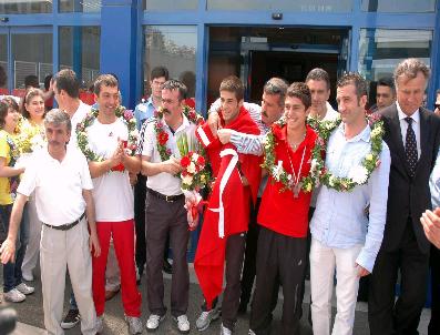 Avrupa Boks Şampiyonu Fatih Keleş İle Furkan Memiş Trabzon ‘Da