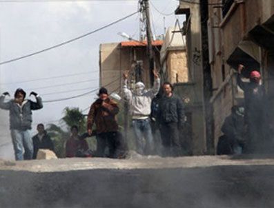 Cuma gösterilerinde 15 kişi hayatını kaybetti