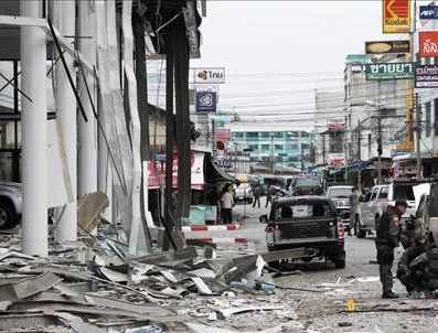 BUDIST - Tayland'da bombalı saldırılar: 2 ölü