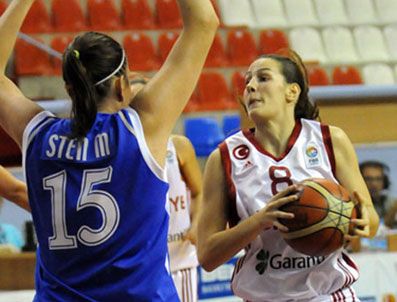 BRITANYA - Potanın perileri kader maçına çıkıyor