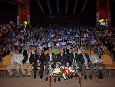 25. Ulusal Kimya Kongresi Şölen Havasında Başladı