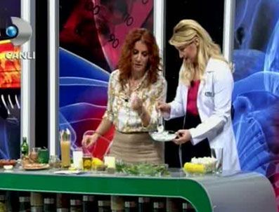 Yaz salatalarına eşsiz soslar