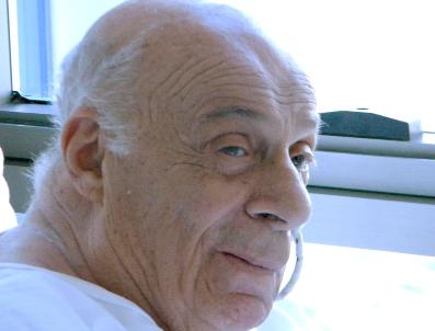 Denktaş, Normal Yoldan Beslenebiliyor