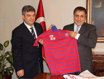 NEVZAT ŞAHIN - Karabükspor Yönetiminden Vali Küçük‘e Ziyaret