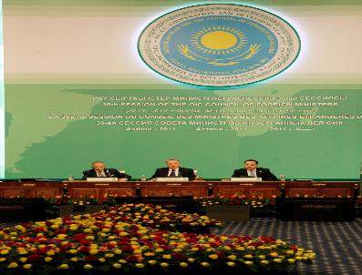 Nazarbayev: Müslüman Dünyasının Batı İle Diyalog Kurması Şart