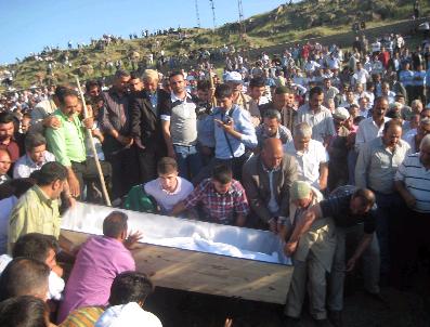 NAZMI GÜR - Nuri Yaman defnedildi