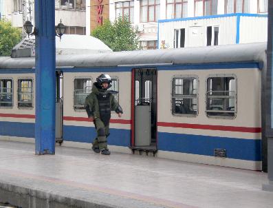 Sirkeci Garında Bomba Paniği