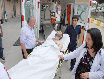 Tarlada Çalışan Çiftçilerin Üzerine Yıldırım Düştü: 1’İ Ağır 2 Yaralı