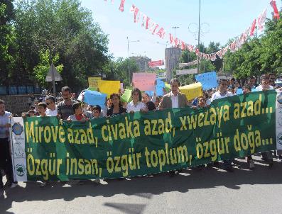 Diyarbakır‘da Çevre Yürüyüşü Düzenlendi