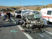 Sakarya'da trafik kazası 1 Ölü 3 yaralı