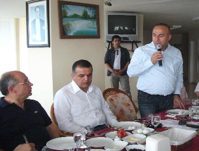 HASAN SIPAHIOĞLU - Akpm Başkanı Çavuşoğlu, Muhtarları Strazborg’A Davet Etti