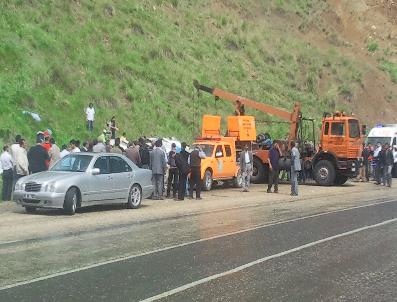 Erzurum‘da Trafik Kazası 6 Ölü 35 Yaralı