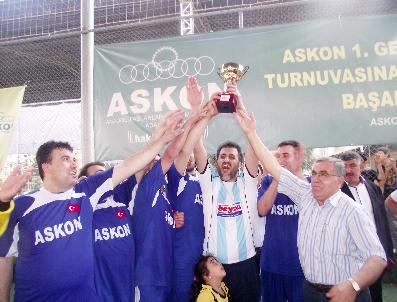 ÇUKUROVA KALKıNMA AJANSı - Askon‘un Futbol Turnuvasında Beyza Piliç Birinciliği Kazandı