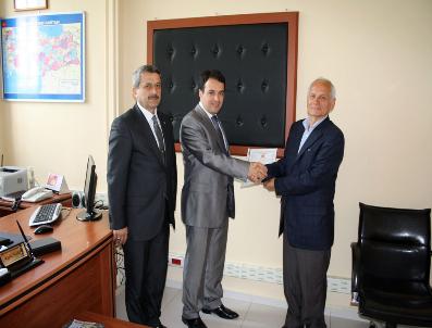 Hükümet Konağı İçin Arsasını Bağışladı