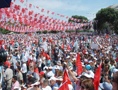 OSMAN AYDıN - Kılıçdaroğlu: Ak Parti, Memurları Zorla Miting Alanına Götürüyor