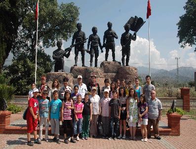 Belediyeden Öğrencilere Tarih Ve Kültür Gezisi