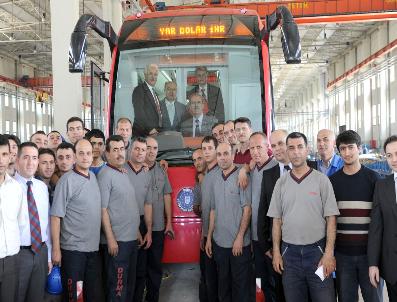 Bursa‘da İpekböceğini Andıran Tramvaylar Üretiliyor