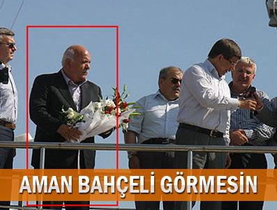 LÜTFI TOPBAŞ - Davutoğlu'nun otobüsünde bukez de bir MHP'li