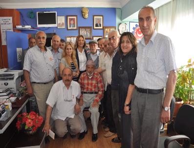 İLKNUR DENİZLİ - Ak Partili Vekil Adayı İlknur Denizli Emeklilerle Buluştu